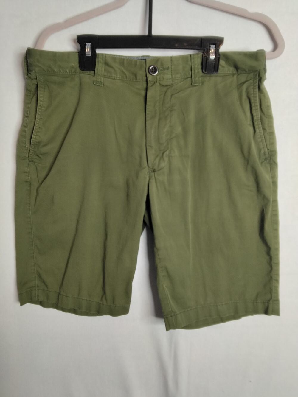 J. Crew Stretch Chino Shorts Mens Sz 31x10.5 Classic Knee Length Green Casual